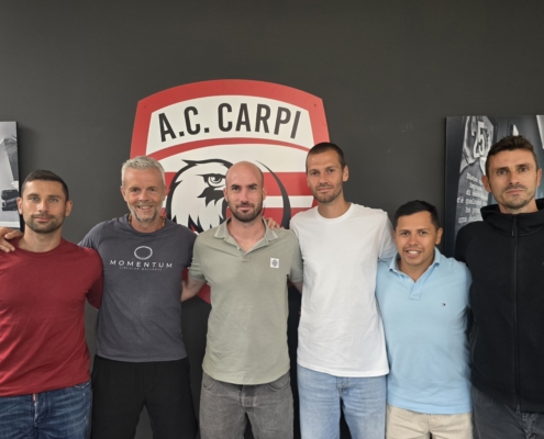 Lo staff tecnico della stagione 2025/26 al completo. Da sx a dx: Vito Barberio (Preparatore Atletico), Graziano Araldi (Preparatore Atletico), Stefano Cassani (Allenatore), Davide Godi (Vice Allenatore), Andres Cola (Collaboratore Tecnico/Match Analyst), Luca Malaguti (Preparatore dei Portieri)