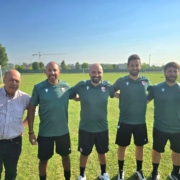 Da sx a dx: Stefano Turcato, Marco Nicoletti, Giovanni Villani; Mister Gian Loris Rossi e Marco Turrini