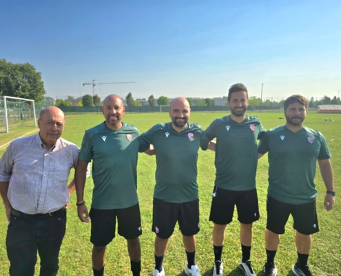 Da sx a dx: Stefano Turcato, Marco Nicoletti, Giovanni Villani; Mister Gian Loris Rossi e Marco Turrini