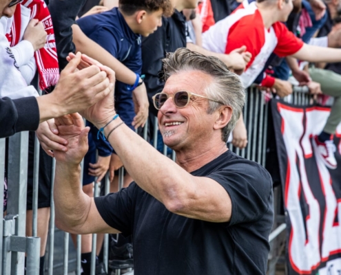 L'abbraccio natalizio di Lazzaretti ai tifosi del Carpi