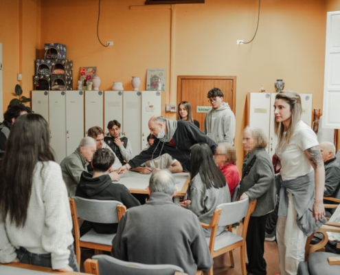 Mai soli contro ogni solitudine